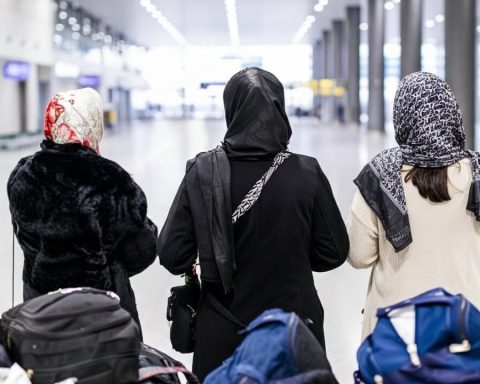 afghanen-berlin-charterflug-evakuierung