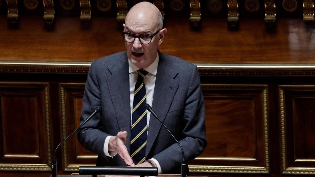 frankreich-notgesetz-haushalt-2026