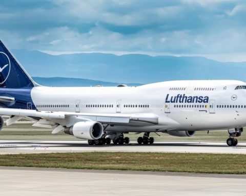USAF Lufthansa 747 Kauf