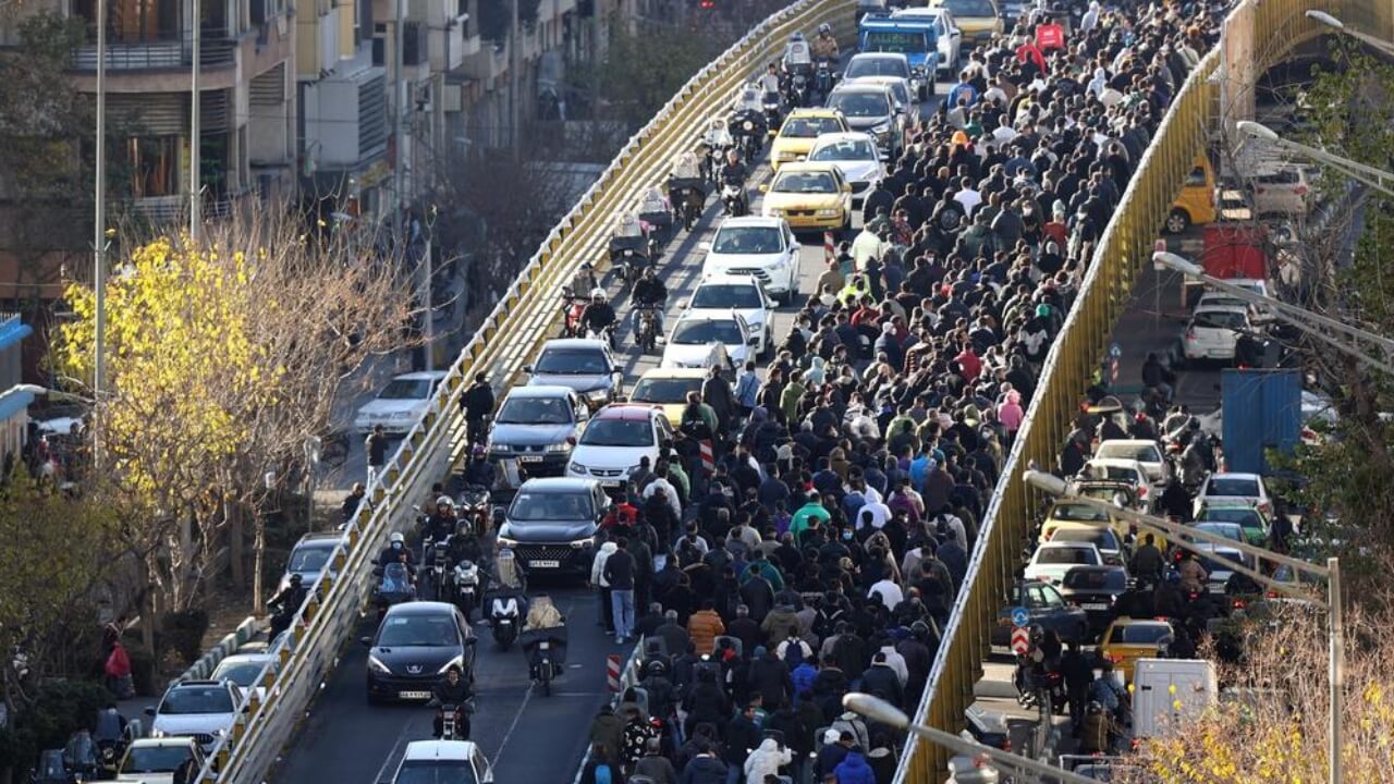 iran-proteste-wirtschaft-geheimdienst