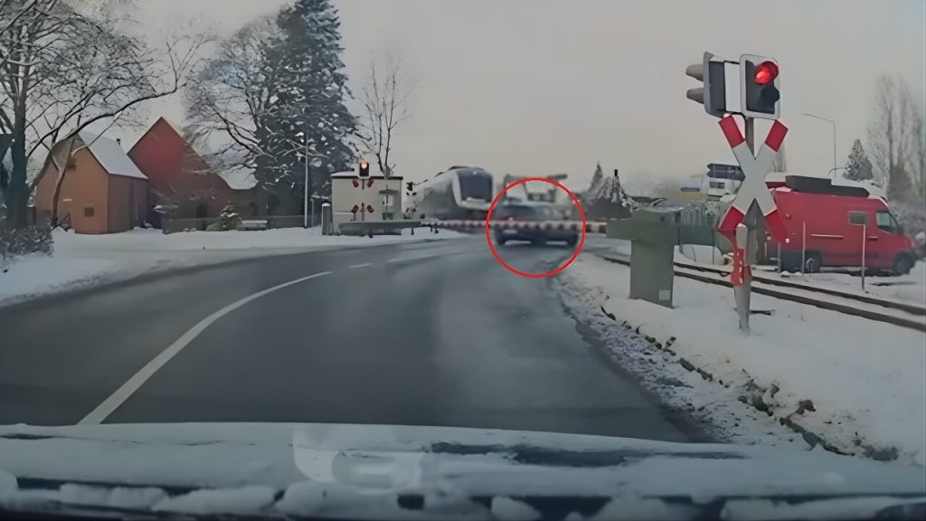 auto-zug-unfall-eisbergen