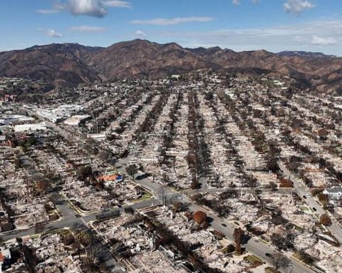 fahnen-halbmast-la-braende