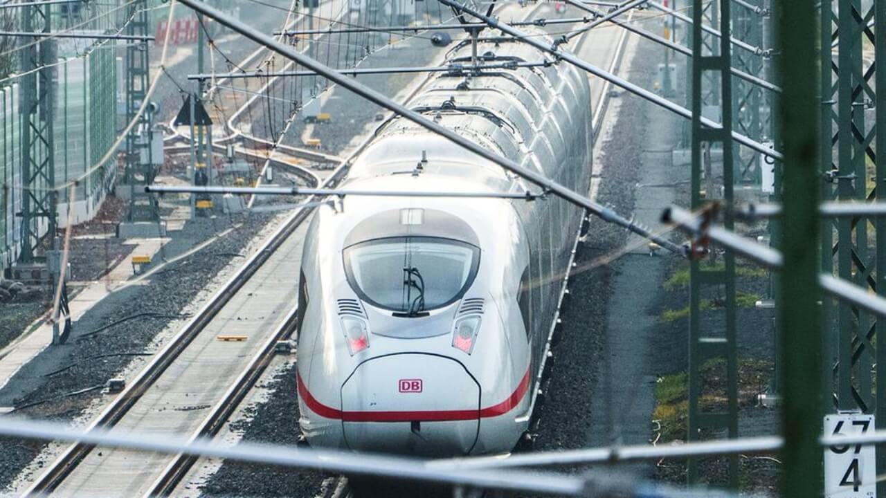 bahn-puenktlichkeit-tiefpunkt-2025