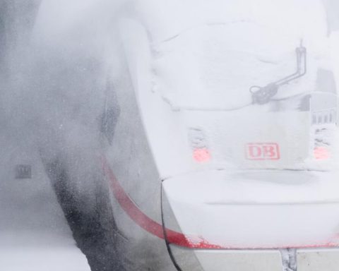 bahn-wintersturm-elli-kritik