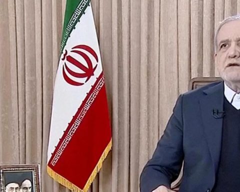 iran-peseschkian-warnt-demonstranten