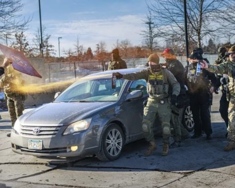 ice-pfefferspray-minneapolis-verbot