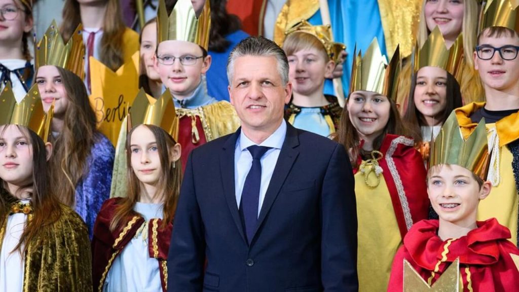 sternsinger-kanzleramt-merz-aus