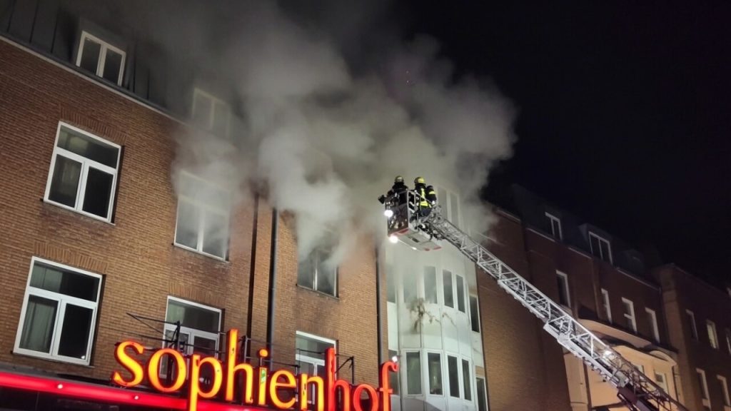 einkaufszentrum sophienhof kiel brand