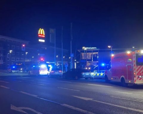 familien-prügeln-mcdonalds-filiale-streit