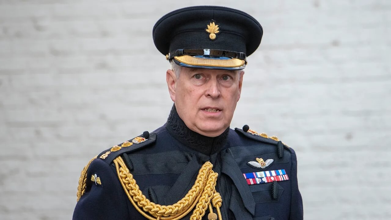 Andrew Hintertür Skandal