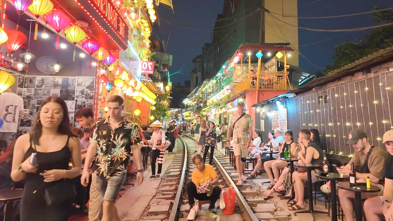 Train Street Hanoi Gefahr