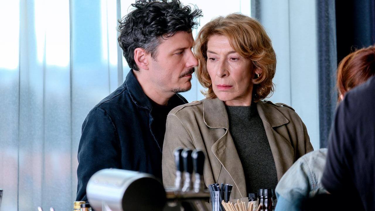 makellos-film-adele-neuhauser