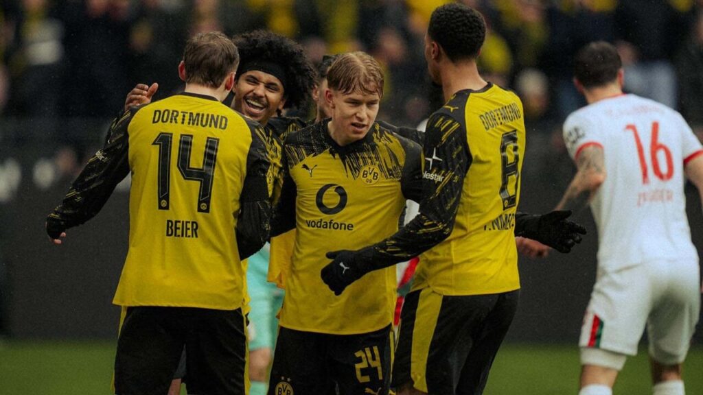 dortmund-augsburg-bvb-sieg
