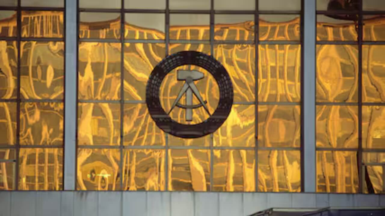 palast-republik-honeckers-traum-asbest