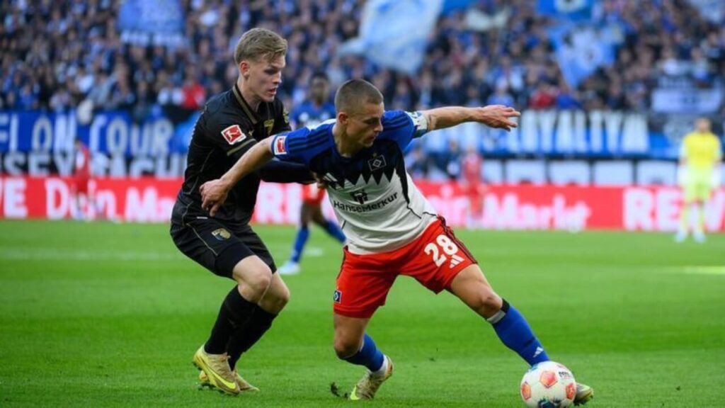 hsv-augsburg-bundesliga-duell-abstiegskampf