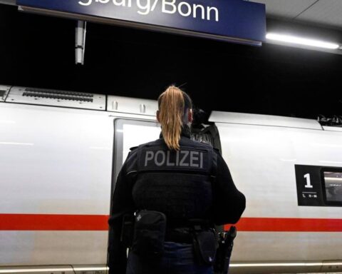 drohungen-pyrotechnik-ice-haftbefehl