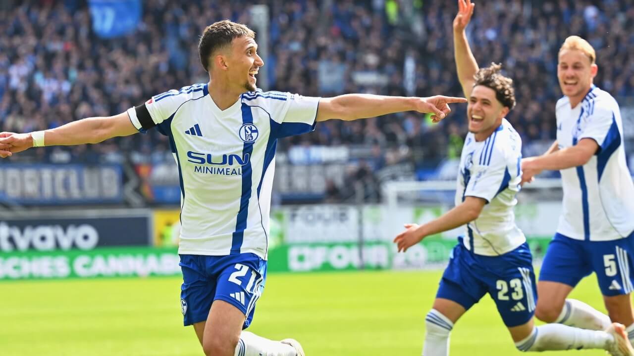sc-paderborn-schalke-sieg