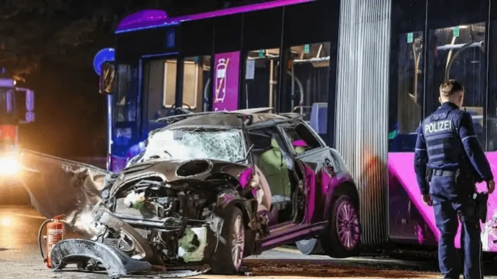raser-unfall-witten-jugendliche-verletzt