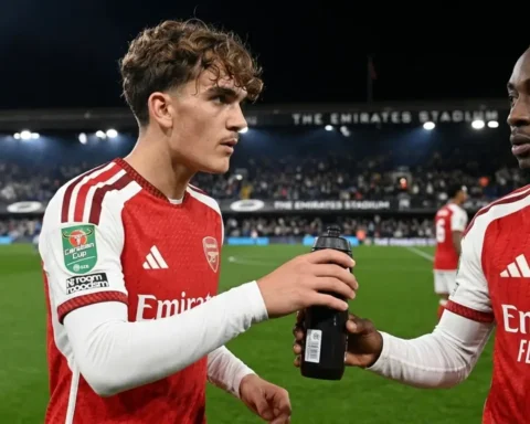 ipswich-vs-arsenal-dowman-glanzt