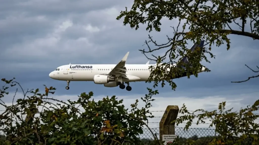 brennende-powerbank-lufthansa-landung-lyon