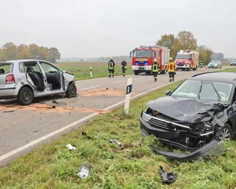 autowrack-unfall-langenau-verletzte