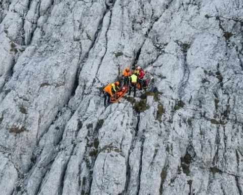 bergsteigerin-stirbt-grande-nabois